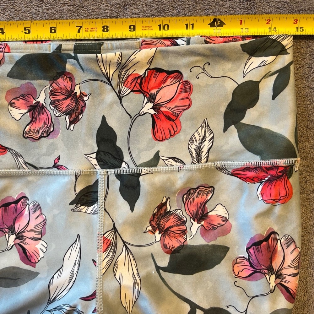 Athleta Elation Tight Leggings Large Grey Floral High Rise Yoga Pants - Picture 5 of 7